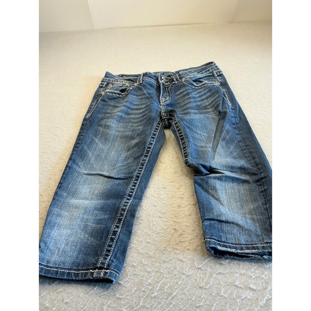 Miss Me Y2K Denim Capris Rhinestone Wing Pockets Blue Cropped Jeans Size 30‎